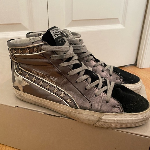 Golden Goose Gray and Black Slide Classic Sneakers - Picture 4 of 9